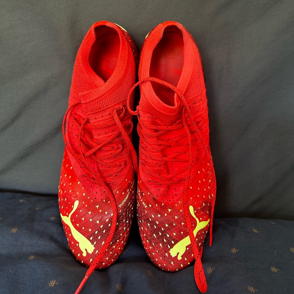 PUMA Future 2.4 FG/AG SIZE 10 US